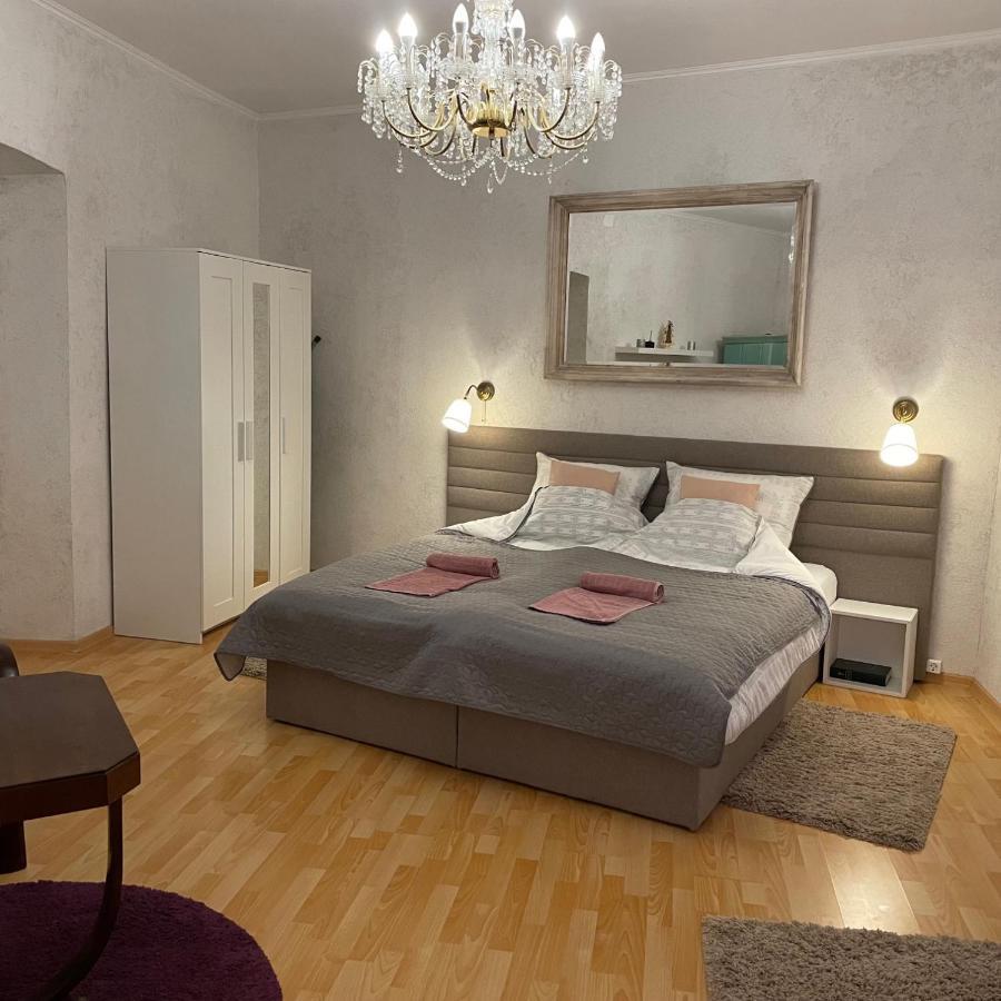 Corte Apartman Pápa Exterior foto